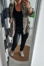 Chemise légère en motif léopard