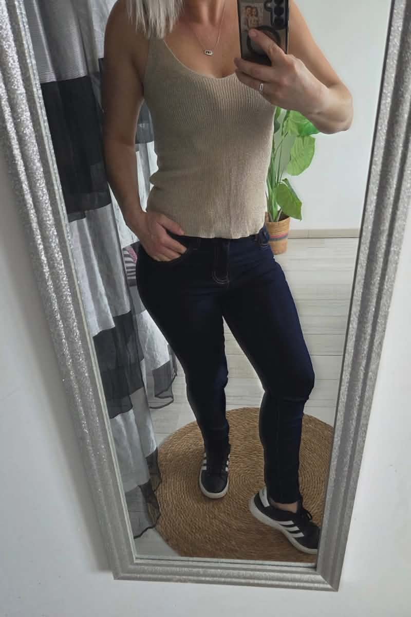 8db4052b-11b6-4b0b-8c27-87ab792296d8