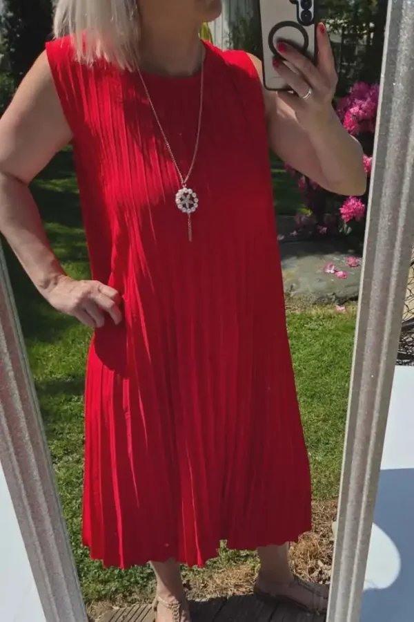 Robe plissée "Rouge"